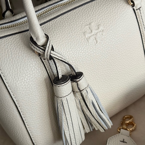 Brand new Tory Burch Thea small satchel new ivory - Picture 6 of 11